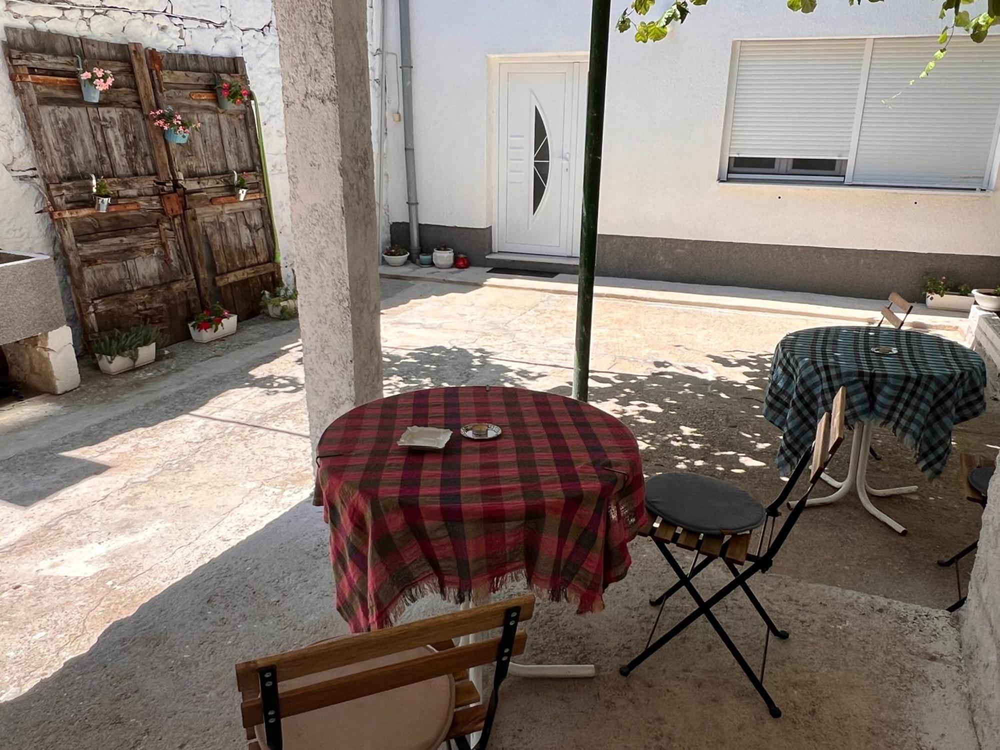 Guest House Kiwi Mostar Eksteriør billede